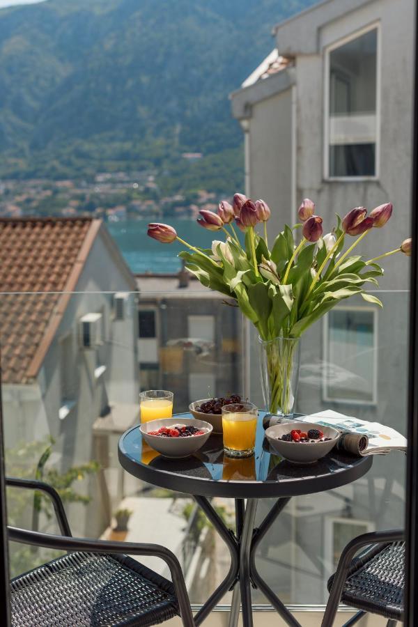 Berge Apartments Kotor Exteriér fotografie
