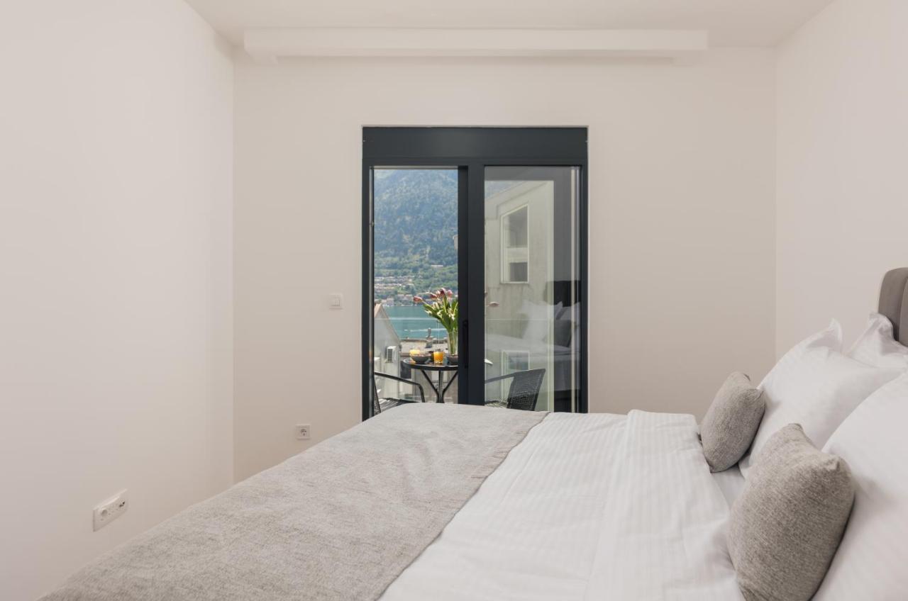 Berge Apartments Kotor Exteriér fotografie