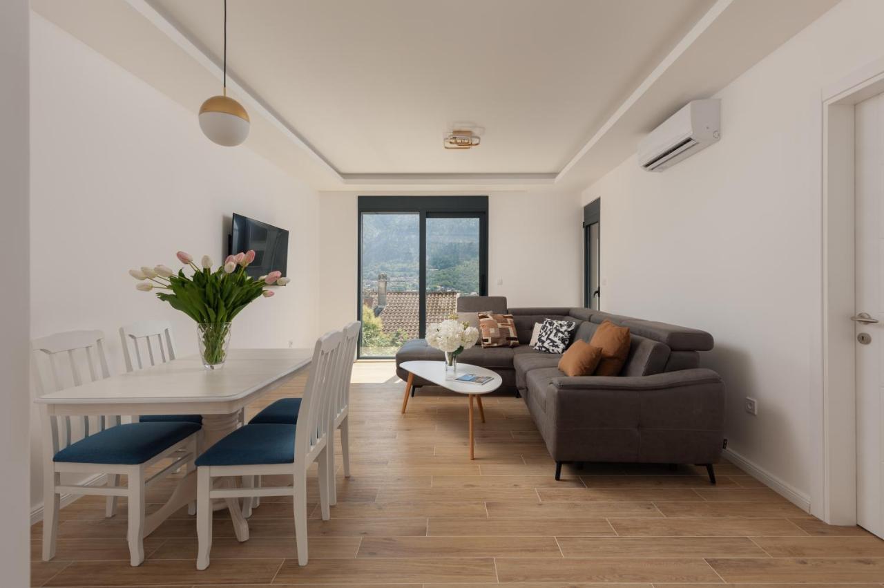 Berge Apartments Kotor Exteriér fotografie
