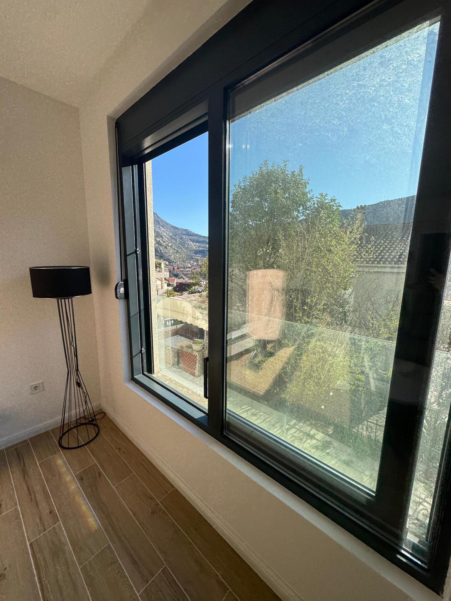 Berge Apartments Kotor Exteriér fotografie